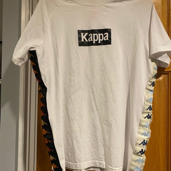 Men’s Kappa White T shirt with cool design on the sides. - Picture 11 of 12